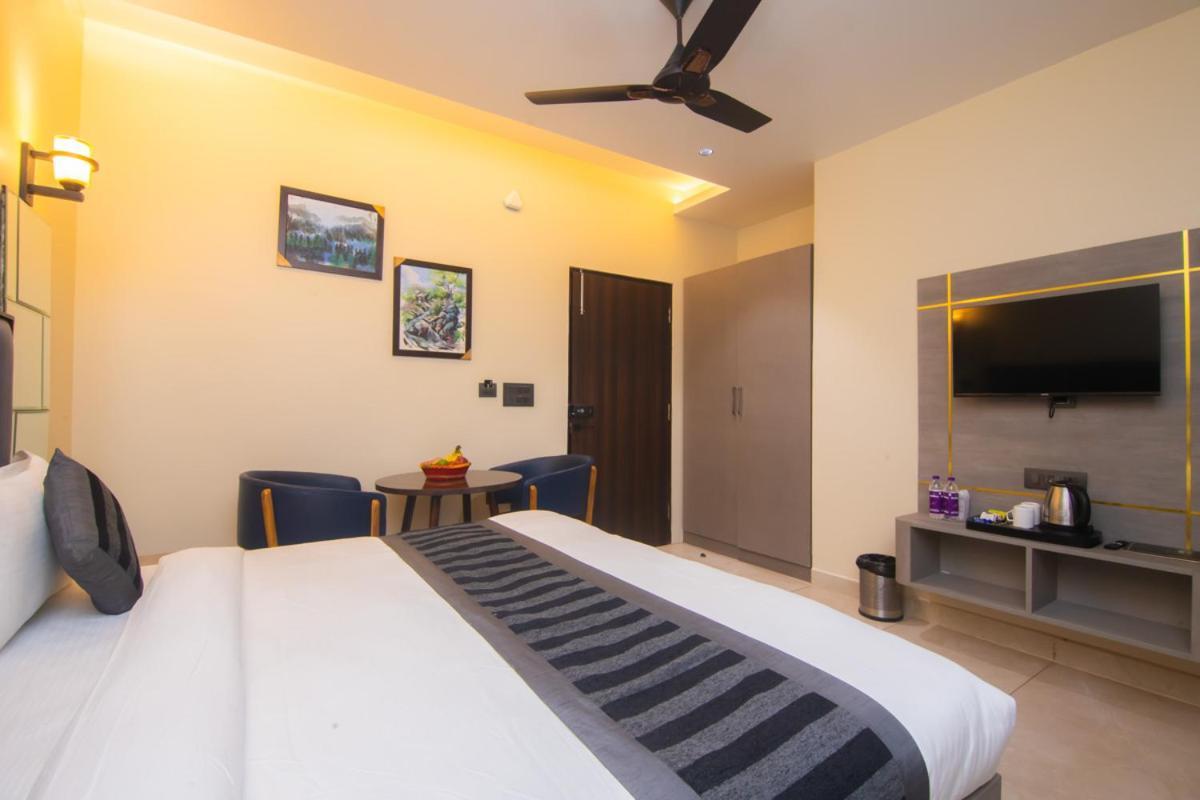 Hotel Lords Valley Rishīkesh Esterno foto