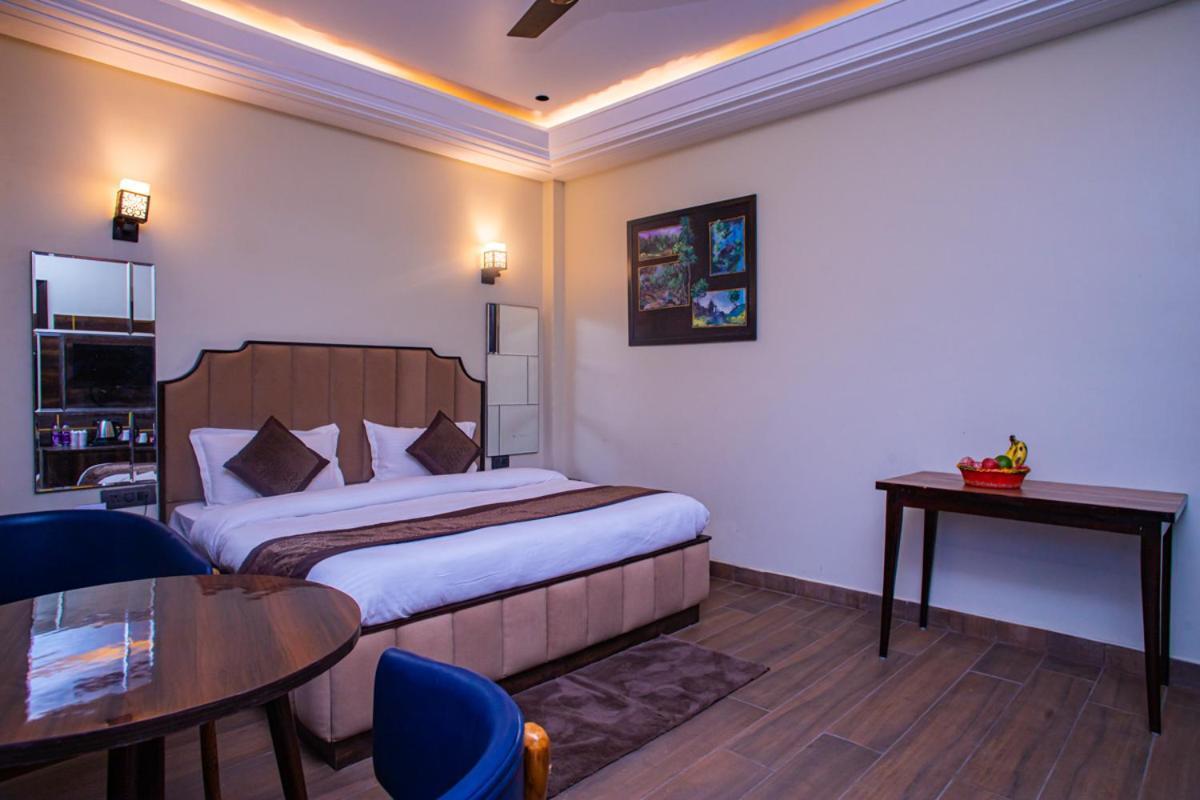 Hotel Lords Valley Rishīkesh Esterno foto
