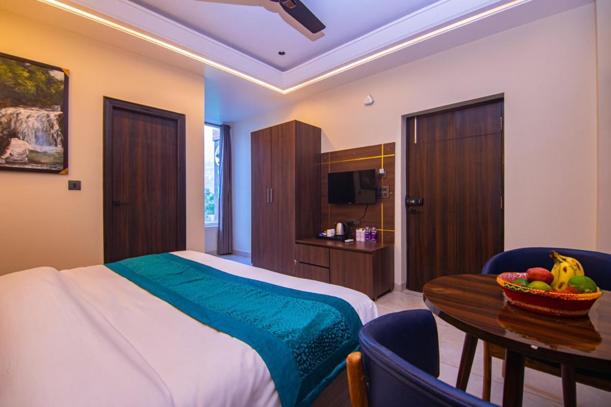Hotel Lords Valley Rishīkesh Esterno foto