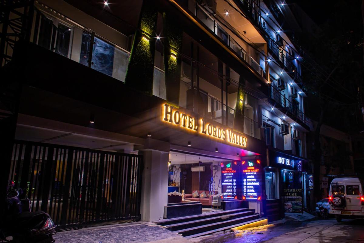 Hotel Lords Valley Rishīkesh Esterno foto