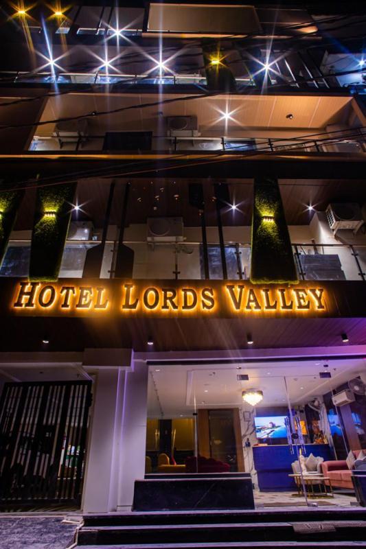 Hotel Lords Valley Rishīkesh Esterno foto