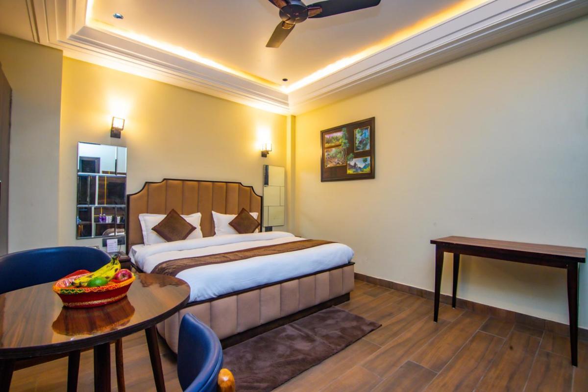 Hotel Lords Valley Rishīkesh Esterno foto